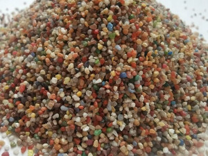 Barwiony piasek kwarcowy do żywicy mix kolorów 25kg Kamienny Dywan