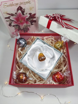 Zestaw Prezentowy dla Kobiety Urodziny Naszyjnik