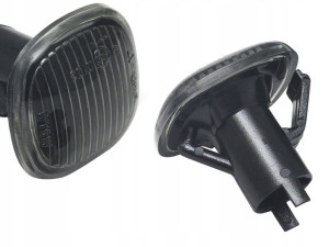 Kierunkowskaz Migacz Bok Audi A3 8l0 A4 B5 A8 D2