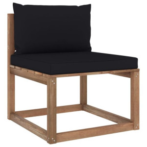 Ogrodowa sofa środkowa z palet, z czarnymi poduszkami