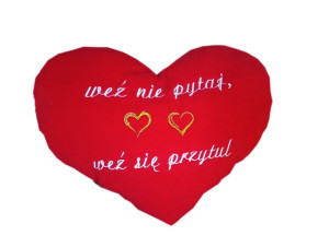 Poduszka serce z haftem