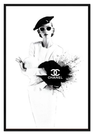 Obraz na płótnie kobieta Chanel 63x93cm