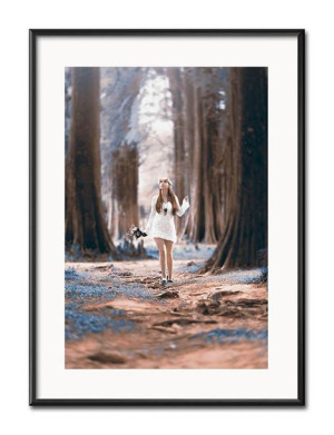 Obraz spacer alejką wśród drzew 31x41cm