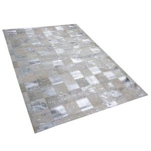 Dywan patchwork skórzany 140 x 200 cm beżowo-srebrny YAZIR