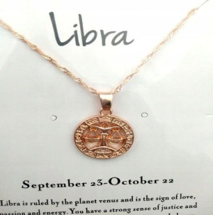 Waga Znak Zodiaku Celebrytka Medalion