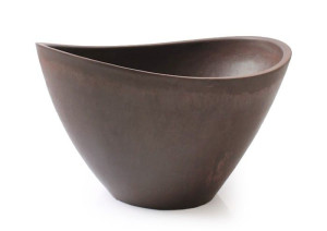 Brązowa Donica Z Kompozytu W Kształcie Łódki 41cm