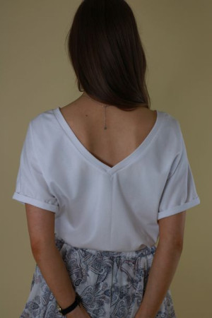 T-shirt biały z dekoltem na plecach krótki rekaw LONA