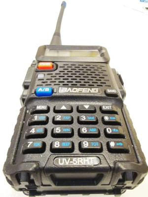 Baofeng UV-5R HT 8W Radiotelefon walkie talkie PMR