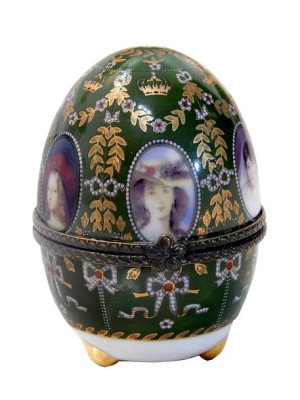 Jajko niespodzianka , jajo jak pisanka porcelanowa w wiktoriańskim stylu