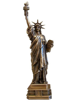 Statua Wolności figurka symbol Nowe Jorku pomysł na oryginalny prezent graw