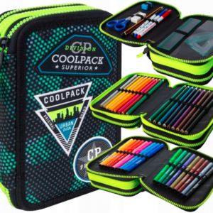 OK piórnik trzykomorowy z wyposażeniem (różne wzory i kolory) Badges Green