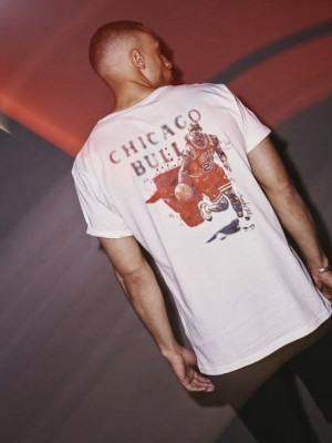 MC 422 Michael Chicago White