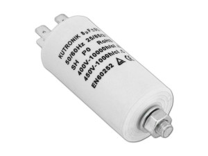 Kondensator Silnikowy 8uf/450vac.