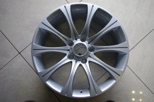 Felga aluminiowa FREEMAN 217 18 8.0 5x120