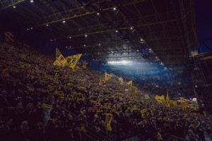 Fototapeta piłka nożna Borussia Dortmund - 3,5 x 2 m - lateksowa