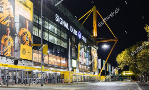 Fototapeta piłka nożna Borussia Dortmund - 2,6 x 2 m - winylowa