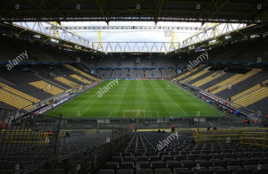 Fototapeta piłka nożna Borussia Dortmund II - 3 x 2 m - lateksowa
