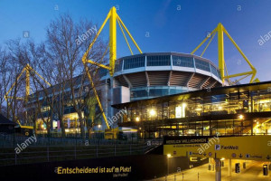 Fototapeta piłka nożna Borussia Dortmund II - 2 x 1,5 m - winylowa