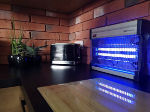 Lampa Owadobójcza Na Komary Owady Muchy 100m2 16w