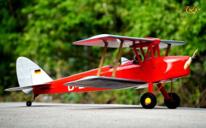 Samolot Tiger Moth (klasa .46 EP-GP)(wersja czerwona) - VQ-Models
