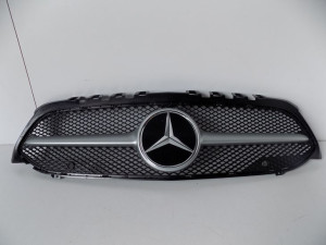 Mercedes A Klasa W177 Atrapa/Grill AMG - 4431