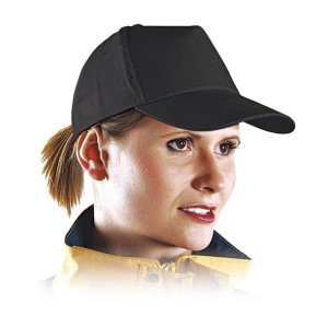 Czapka z daszkiem