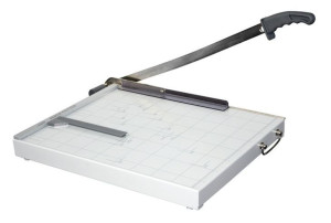 GILOTYNA PAPER CUTTER A3 automatyczny docisk