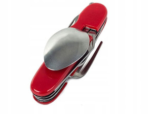Niezbędnik turystyczny 6w1