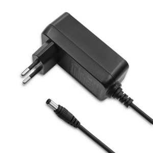 51103 Qoltec Zasilacz wtyczkowy 36W | 12V | 3A | 5.5*2.1 | +kabel zasilając