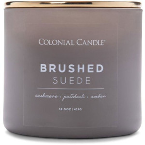 Colonial Candle - Brushed Suede - sojowa świeca zapachowa w szkle z 3 knota