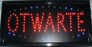Tablica led z napisem open 24, open i inne