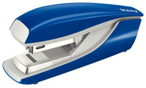 Zszywacz średni metalowy Flat Clinch Leitz Nexxt niebieski