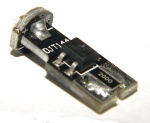 3608 Żarówka NX09 T10 Wedge Can