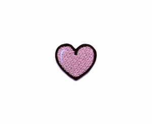 Naszywka haftowana różowe małe serduszko Pink Little Heart