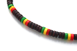 DREWNIANE KORALIKI BROWN RASTA kolor brazowy
