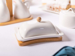 Maselniczka / maselnica / pojemnik na masło na bambusowej podstawie porcela