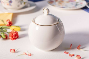 Bella Złota Linia Cukiernica 350 Ml Porcelana Kremowa Opaska Pvc