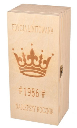 Drewniane pudełko z grawerem na whisky
