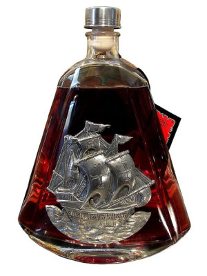 Oryginalna karafka na rum z okrętem prezent dla żeglarza