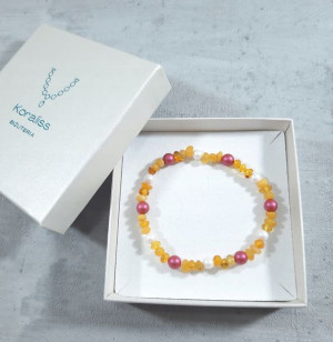 Modna bransoletka z Bursztynu i pereł Swarovski