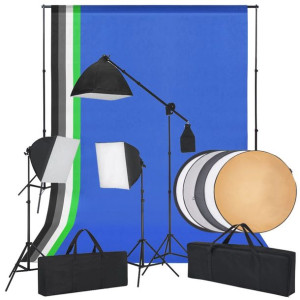 Studio fotograficzne z softbox, tłami i blendą fotograficzną