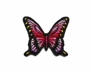 Haftowana Naszywka na ubrania różowy motyl