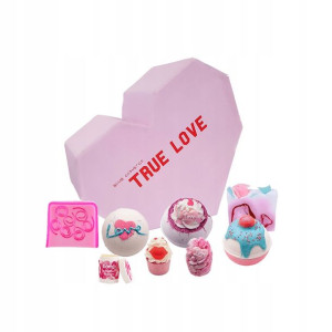 BOMB COSMETICS Zestaw upominkowy True Love prezent