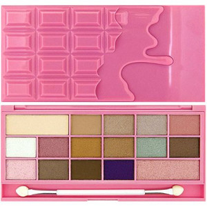 MAKEUP REVOLUTION prezent na 18 dla dziewczyny