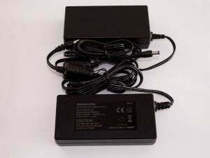 Zasilacz impulsowy Sagemcom 12V 5,0A DC 5,5/2,1mm