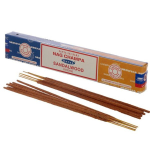 Kadzidełka Satya Nag Champa i drzewo sandałowe