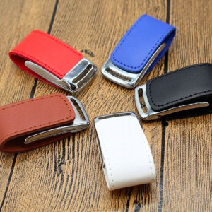 Pendrive skórzany usb 32GB Z TŁOCZENIEM - 100szt.