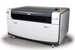 Ploter laserowy , laser CNC CO2 1610WiFi tuba