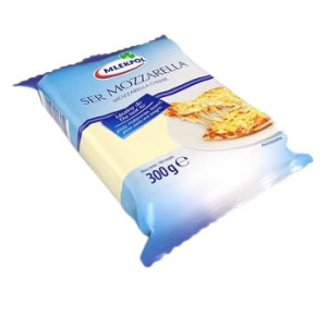 Ser Mozzarella kostka 300g MLEKPOL
