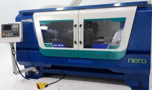Tokarka CNC drewna 4x4 z automatycznym załadunkiem